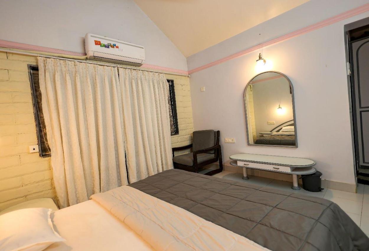 Valleycrest Villa With Swimming Pool Mahābaleshwar Eksteriør bilde